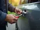 tuerschloss-wechseln-auto-kosten-und-tipps-fuer-eine-guenstige-loesung
